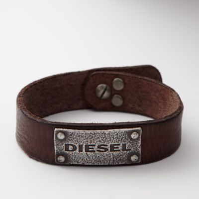 DX0570P