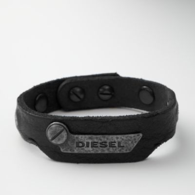 DX0572P
