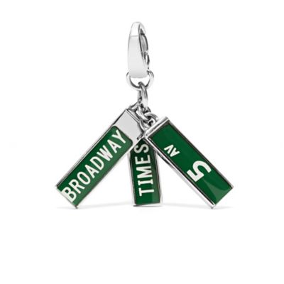 JF00301 - NYC Street Signs Charm