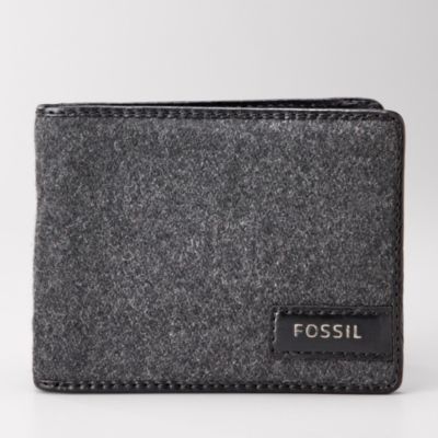 Fossil Dash International Traveler