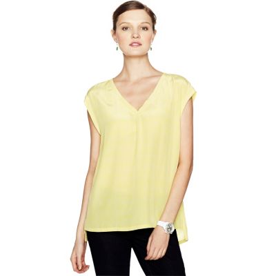 WC1469724C - Lucy Silk V-Neck Tee