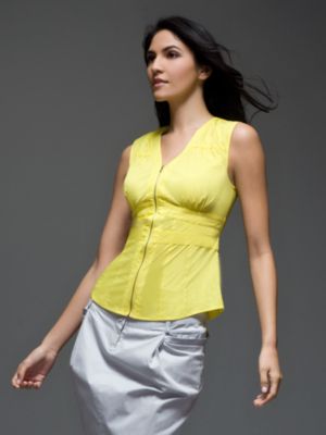NY&C Red Label Sleeveless Zip Shirt