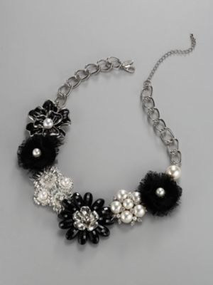 Multi Flower Short Necklace